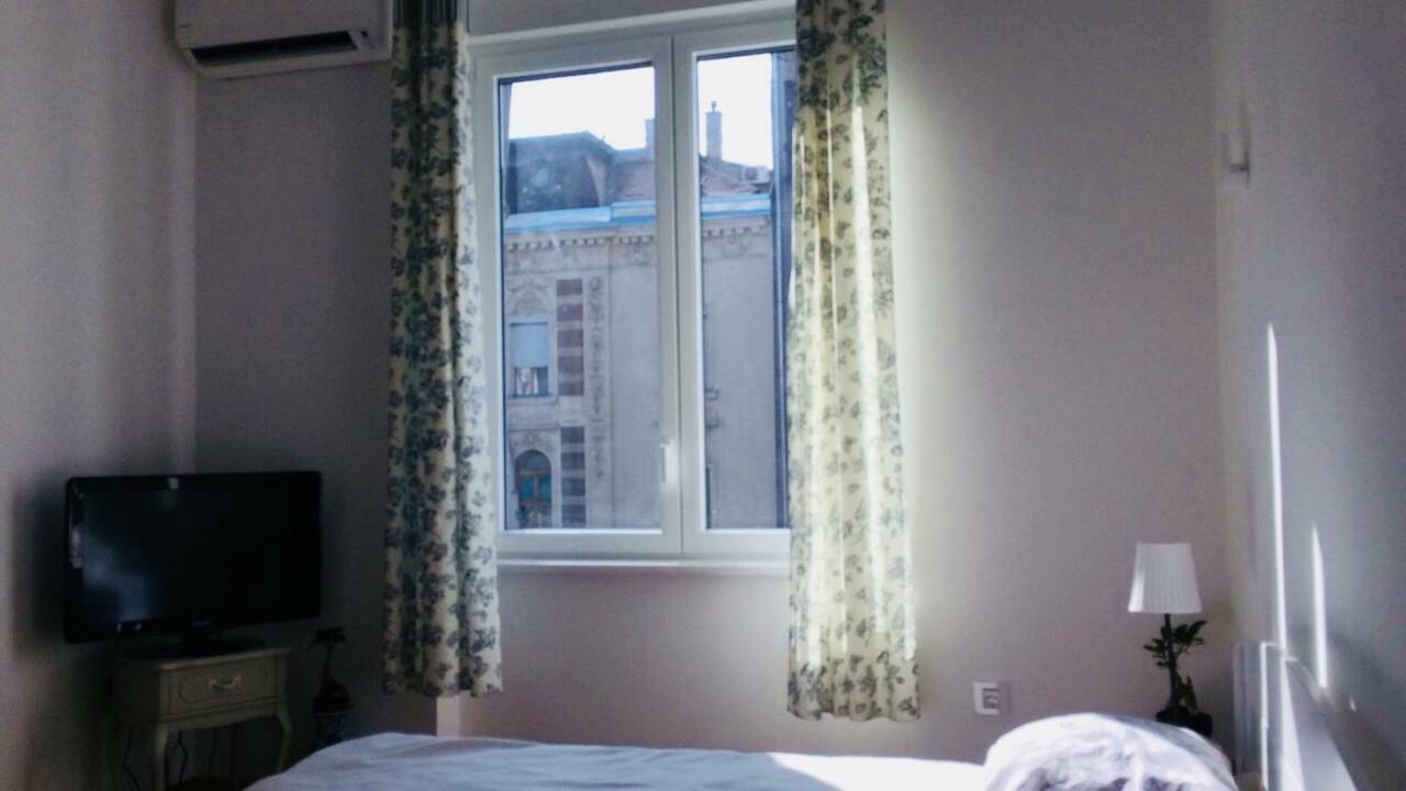 Cricket Park Hostel Beograd Eksteriør billede